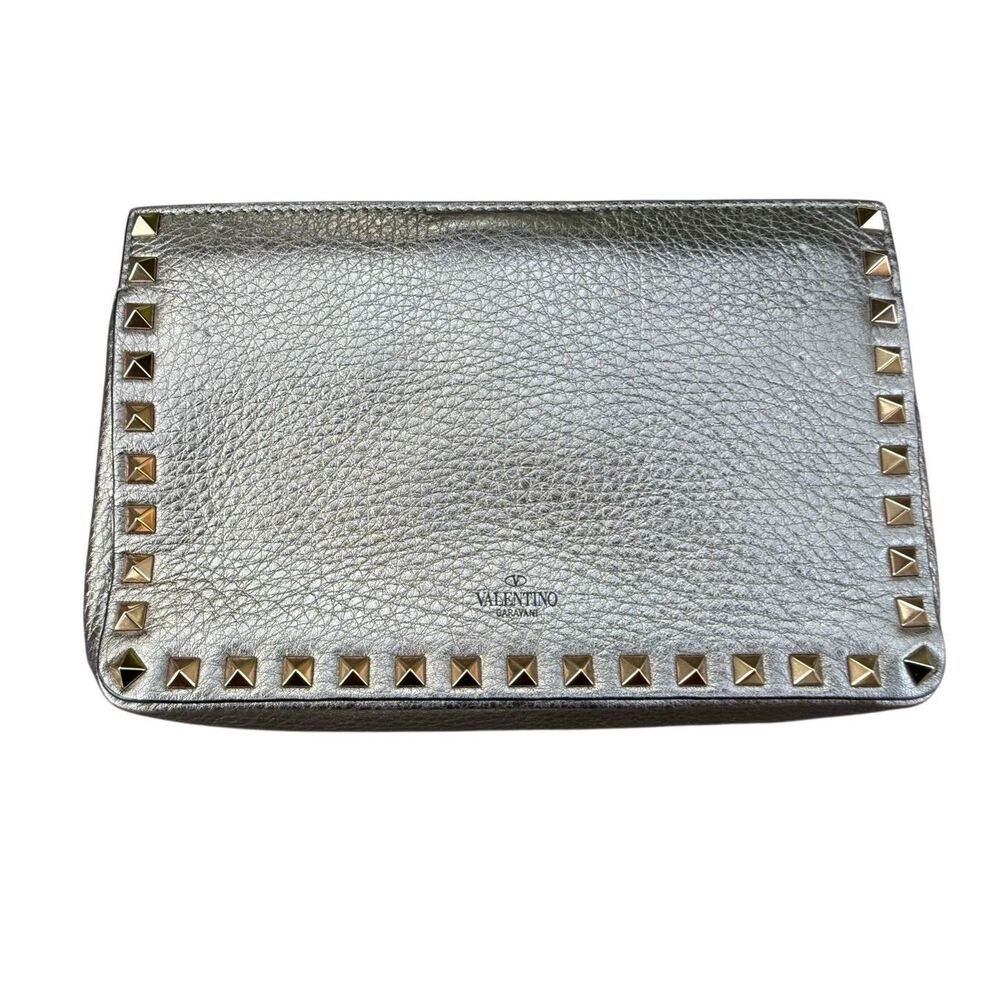 Valentino Garavani Rockstud Metallic Studded Clutch Bag